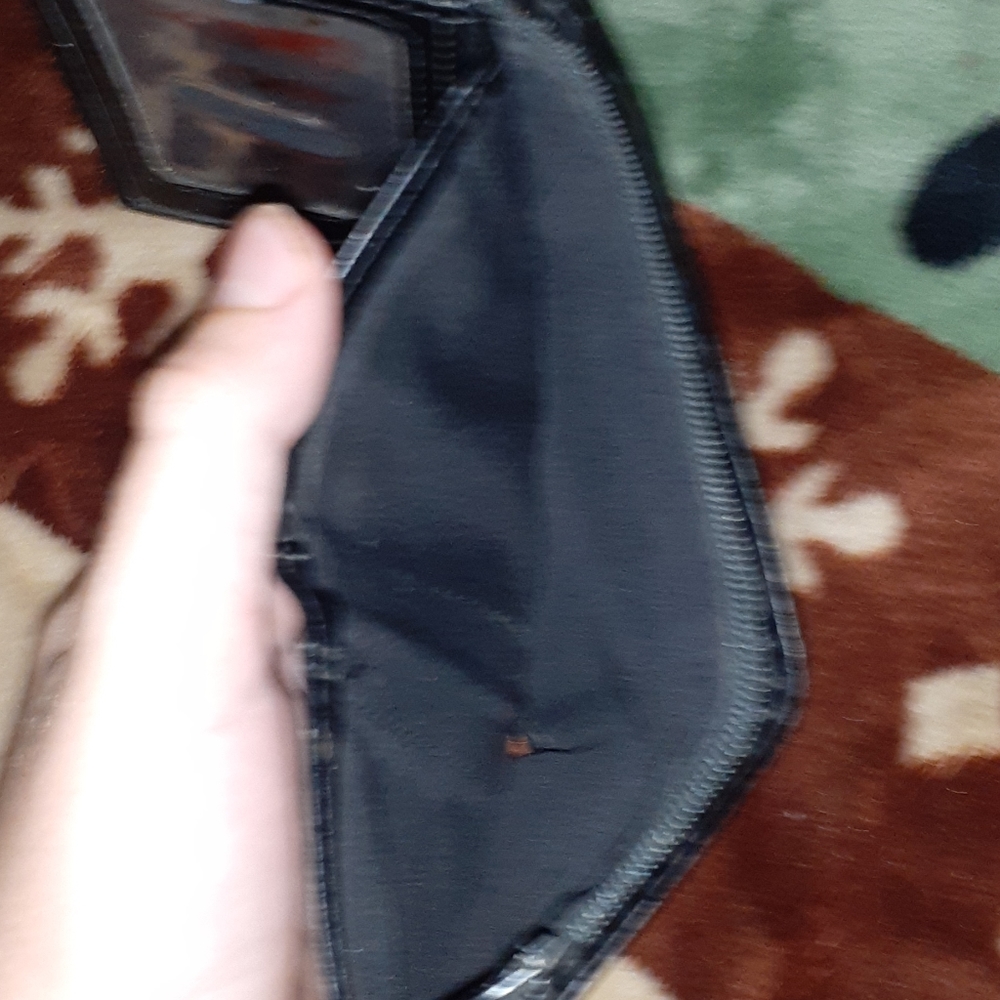 Wallet - Picture 3 of 3